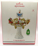 Hallmark: QFM6272 | Oh, What Fun!| Mickey Mouse Tree Topper