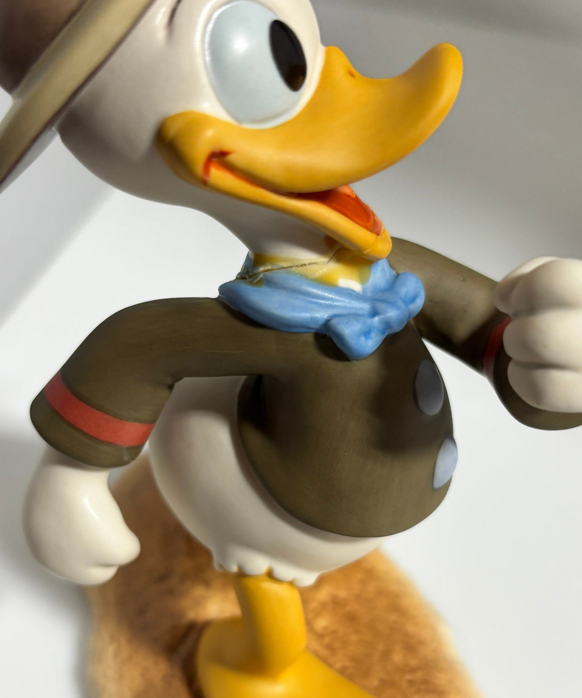 WDCC Figurine Donald Duck - Happy Camper, Disney's Good Scouts - Pleas