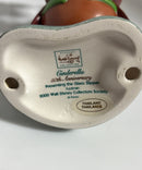 WDCC Figurine Footman - Presenting the Glass Slipper, Cinderella - Please Read