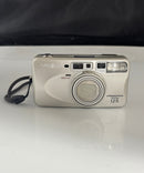 Minolta - Freedom Zoom 125 Point & Shoot Flim Camera with Case