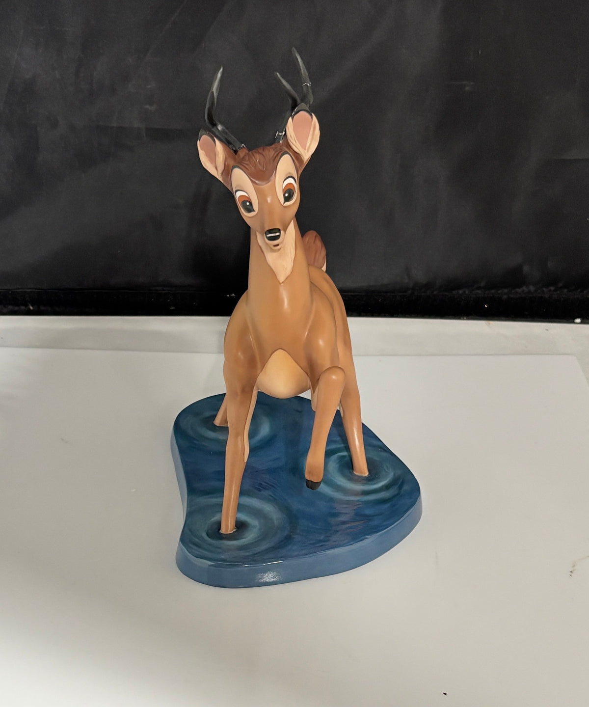 Disney★Bambi ★ウォーターファウンテン WDCC Bambi - Weak in the Knees, Please Read
