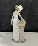 Lladro - Charleston Socialite
