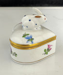 Herend Hungary Hand Painted Bunny Rabbit Heart Shaped Trinket Box