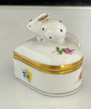 Herend Hungary Hand Painted Bunny Rabbit Heart Shaped Trinket Box