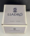 Lladro 7911 A Moment’s Rest – Butterfly Porcelain Sculpture w/ Base & Box – As Is Leaf Damage