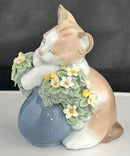 Lladro 6567 Sleepy Kitten Cat w/ Flowers Porcelain Figurine Spain Box Damaged Flowers