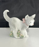 Lladro 6568 Curious Kitten Cat Porcelain Figurine Spain w/ Box Broken Leaves