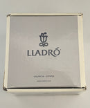 Lladro 6568 Curious Kitten Cat Porcelain Figurine Spain w/ Box Broken Leaves