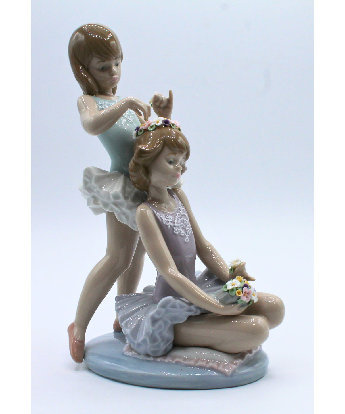 LLADRO リヤドロ First Ballet 初めてのバレエ #5714 LLADRO リヤドロ First Ballet 初めてのバレエ #5714 【公式通販】 彫刻・オブジェ