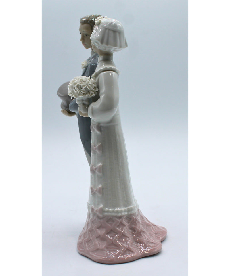 Lladro 4808 | Wedding | Chipped Flower