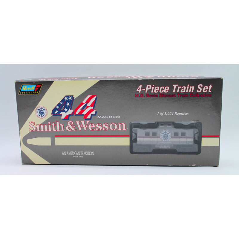 Revell | Smith & Wesson 44 Magnum 4-Piece Train Set | Non-Mint Box