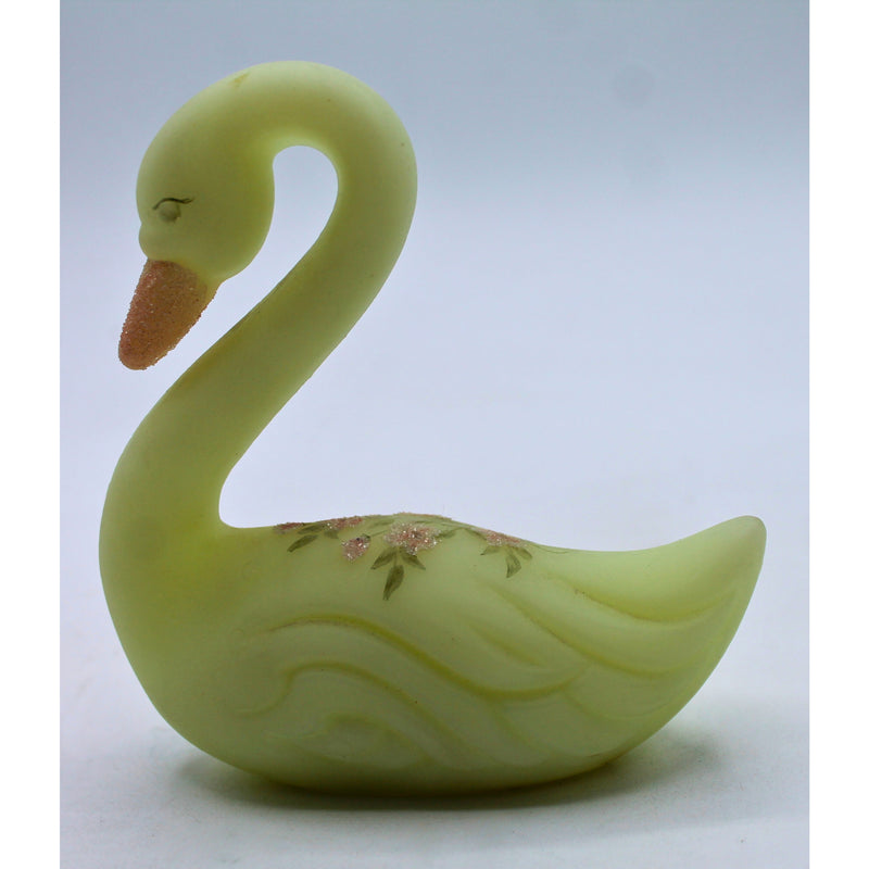 Fenton | Custard Swan - Signed | Stained