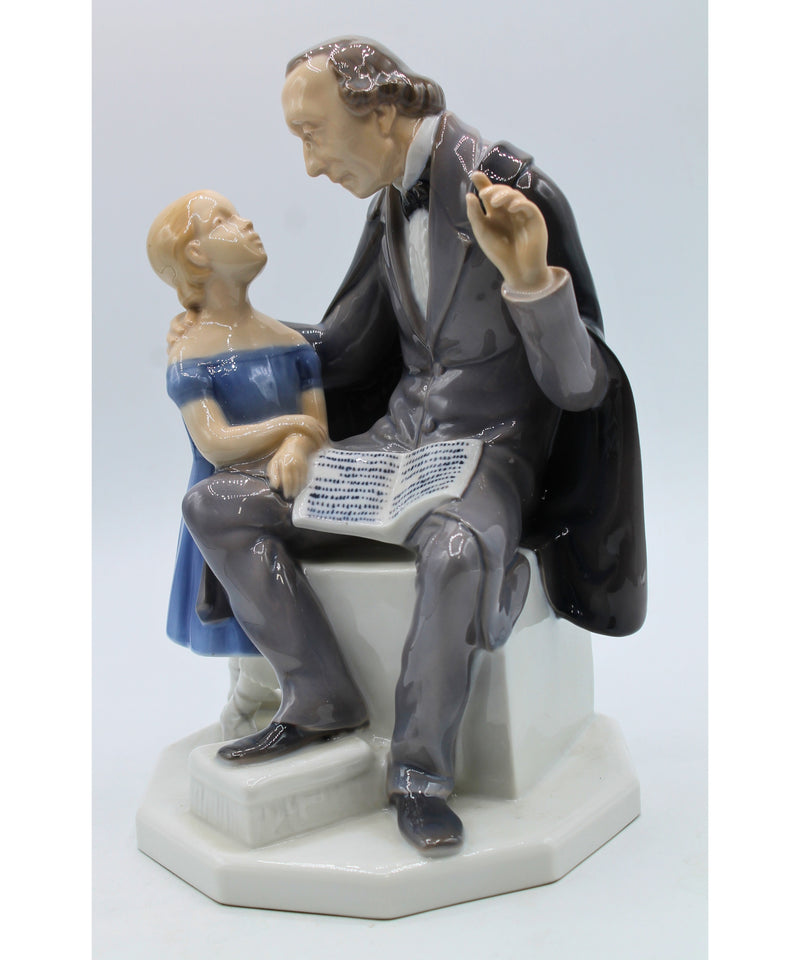 Hans Christian Andersen Reading to Girl Figurine