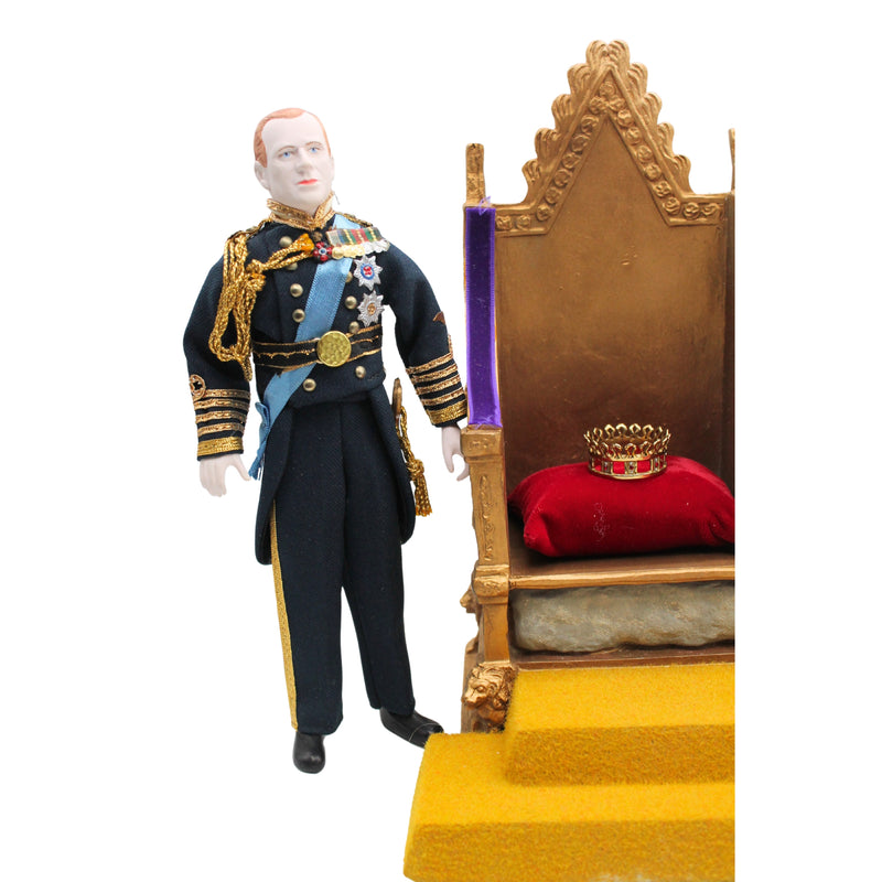 Peggy Nisbet Queen Elizabeth II  & Prince Philip | Please Read