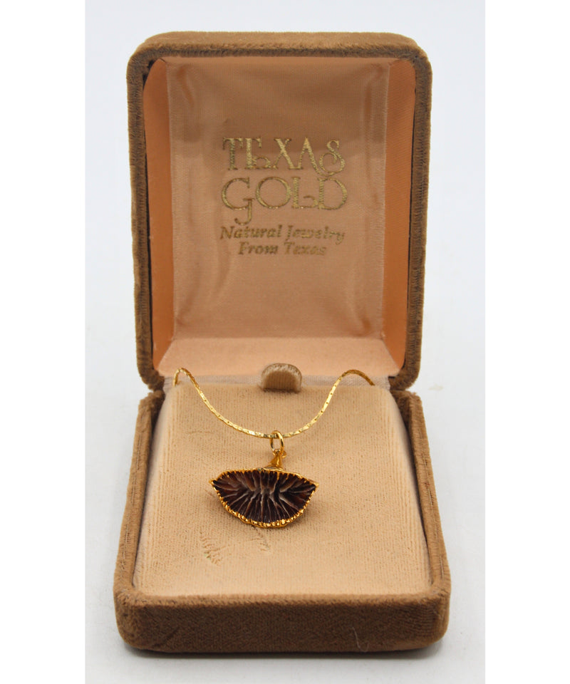 Texas Gold Vintage Coral Necklace | Please Read