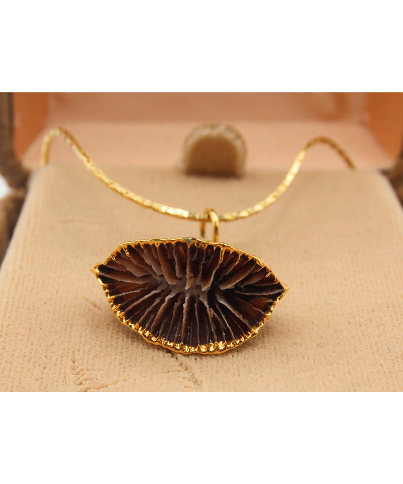 Texas Gold Vintage Coral Necklace | Please Read