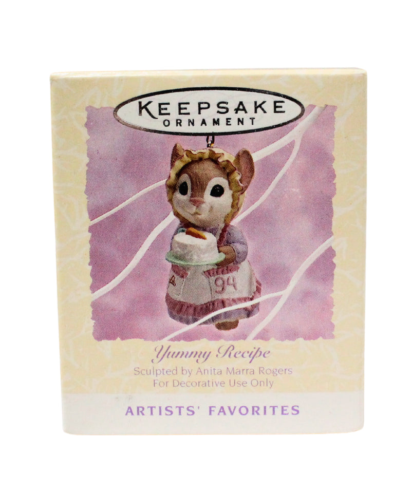 Hallmark Ornament: 1994 Yummy Recipe | QEO8143