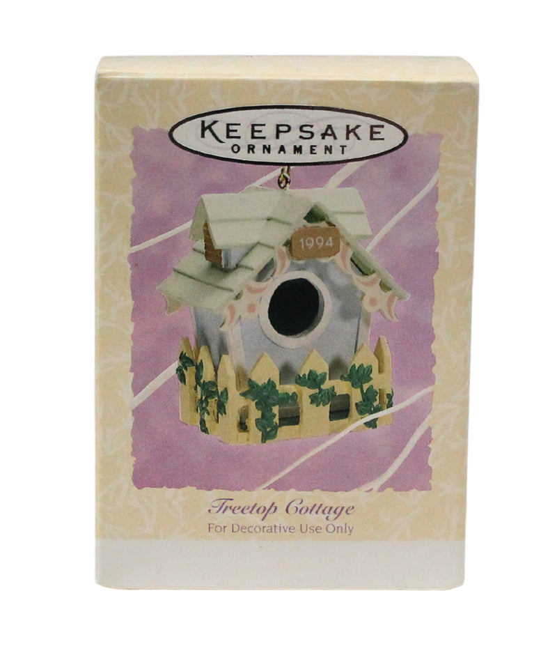 Hallmark Ornament: 1994 Treetop Cottage | QEO8186