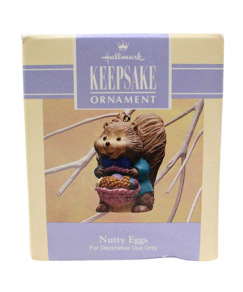 Hallmark Ornament: 1993 Nutty Eggs | QEO8382