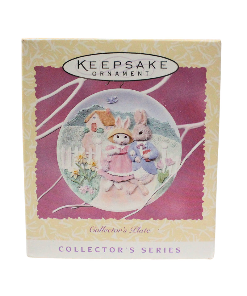 Hallmark Ornament: 1997 Collector's Plate | QEO8675