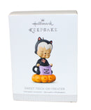 Hallmark Ornament: 2016 Sweet Trick-Or-Treater | QF05241