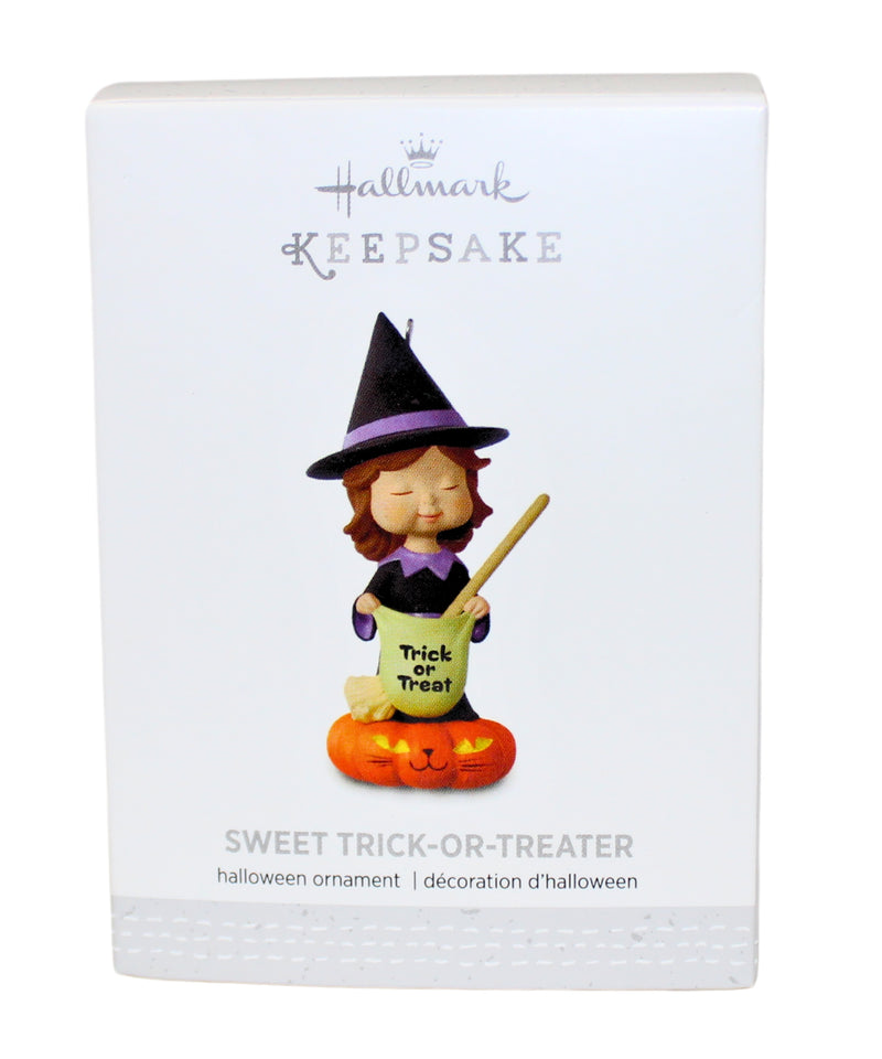 Hallmark Ornament: 2017 Sweet Trick-Or-Treater | QF05242