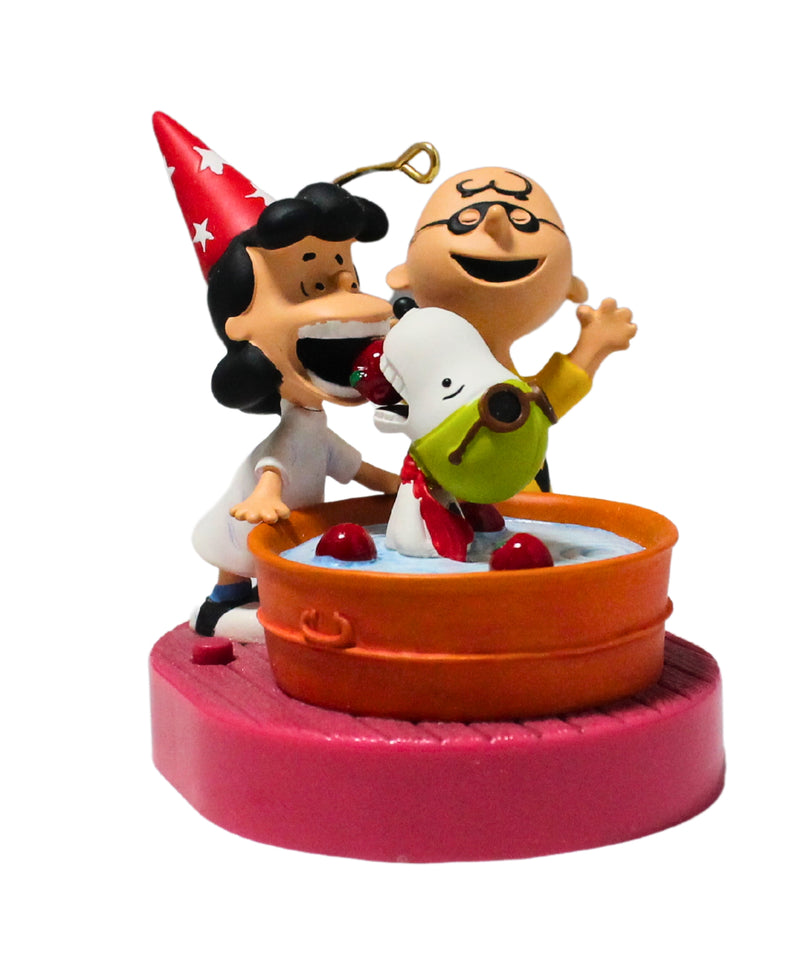 Hallmark Ornament: 2012 Bobbing for Apples, The Peanuts Gang | QFO5201