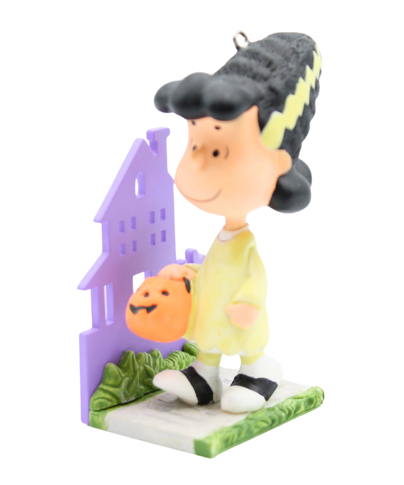 Hallmark Ornament: 2011 A Monstrously Pretty Bride | QFO5209 | Sally