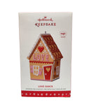 Hallmark Love Shack - Valentine Gingerbread House Keepsake Ornament 2016 QG01031