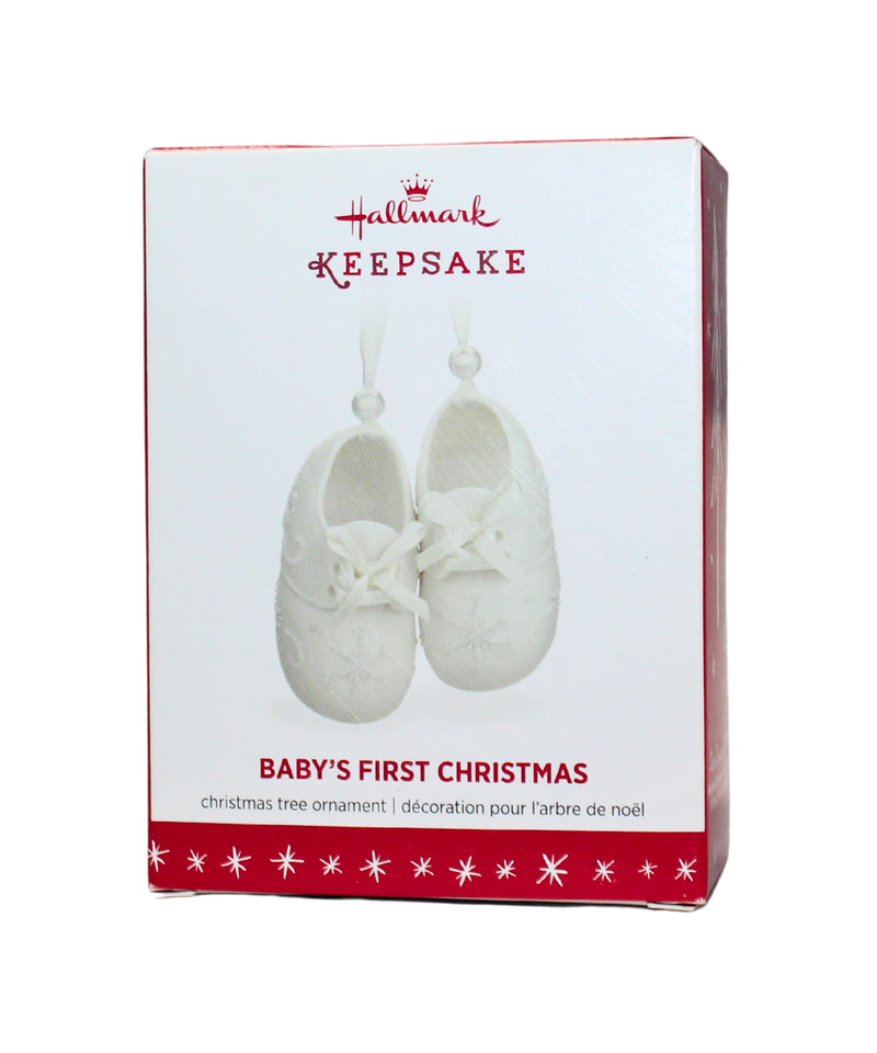 Hallmark Ornament: 2016 Baby's First Christmas | QGO1264