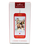 Hallmark A Moment to Remember - Photoholder Keepsake Ornament 2025 QHX3295