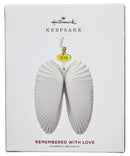 Hallmark Ornament: 2019 Remembered With Love | QHX4047