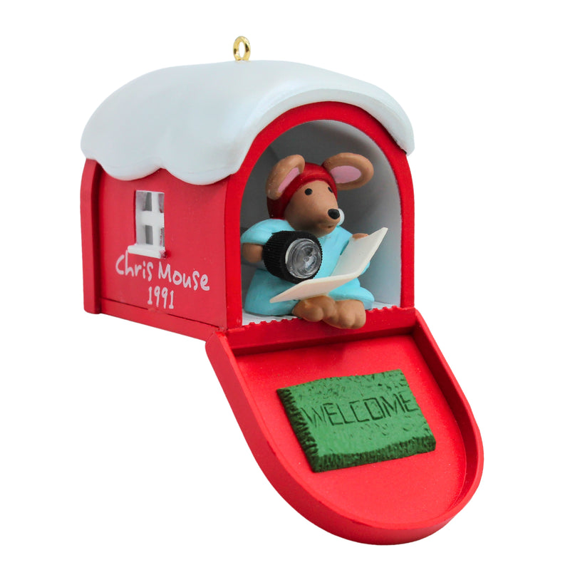 Hallmark Ornament: 1991 Chris Mouse Mail | QLX7207