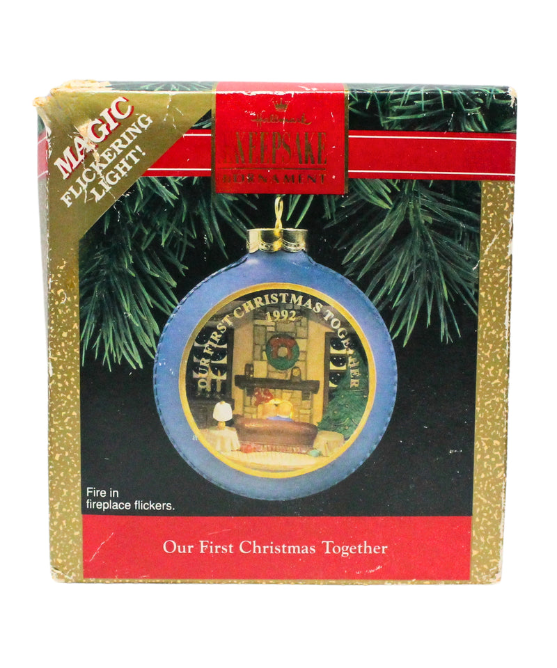 Hallmark Ornament: 1992 Our First Christmas Together | QLX7221