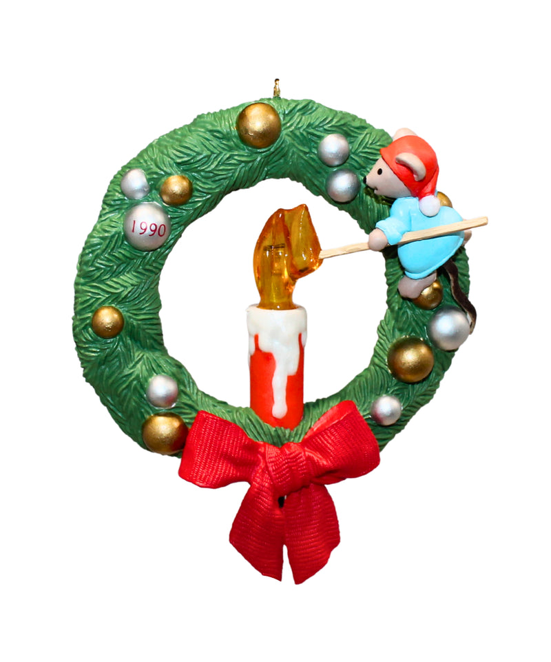Hallmark Ornament: 1990 Chris Mouse Wreath  | QLX7296