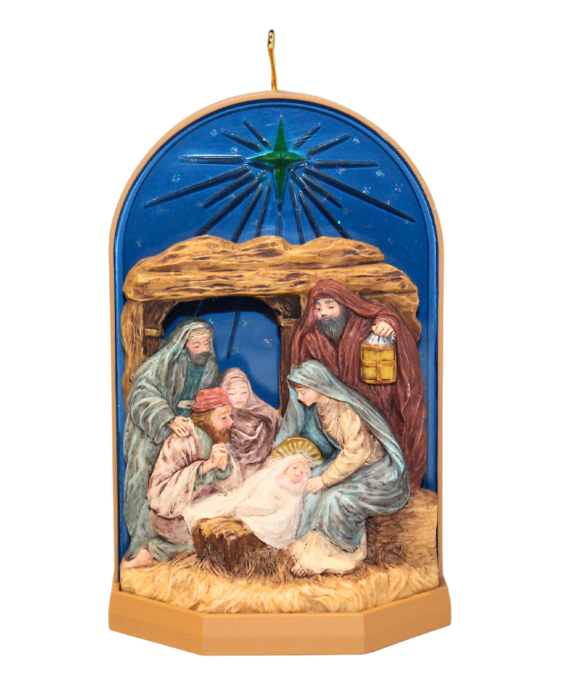 Hallmark Ornament: 1996 Let Us Adore Him | QLX7381