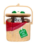 Hallmark Ornament: 1994 Peekaboo Pup  | QLX7423