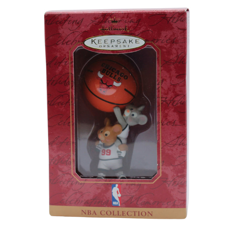 Hallmark Ornament: 1999 NBA Collection Bulls Alley-Oop! | QSR1019