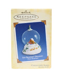 Hallmark Ornament: 2005 Ice-Skaters' Delight  | QX2182