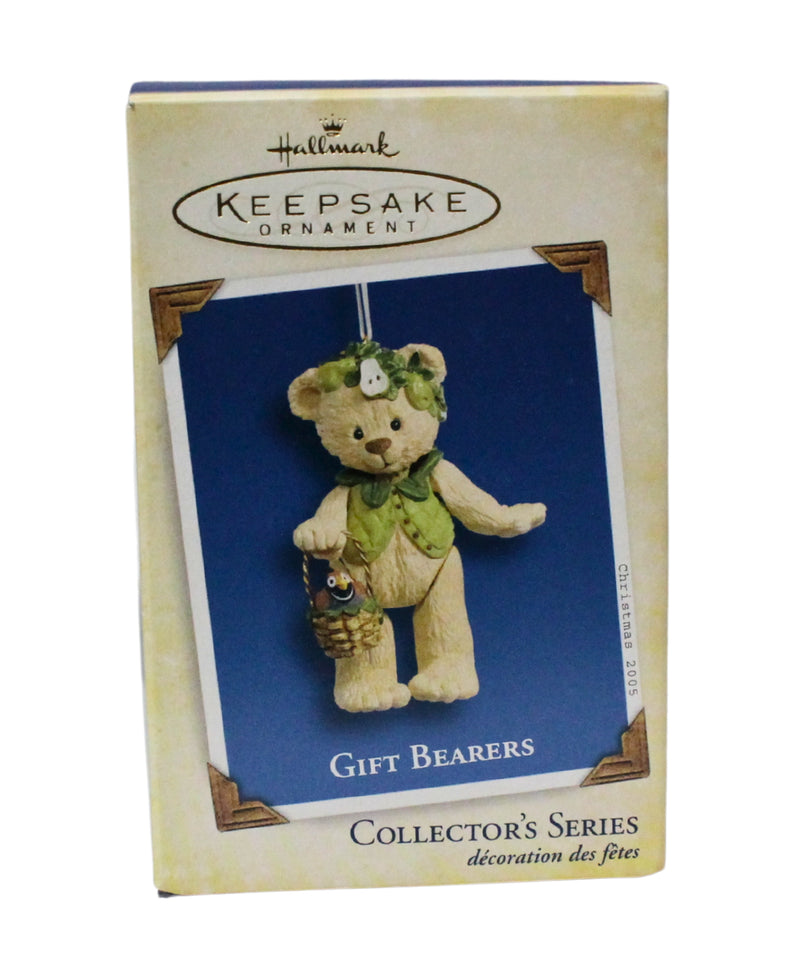 Hallmark Ornament: 2005 Gift Bearers | QX2222