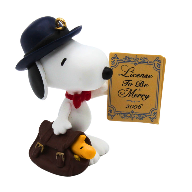 Hallmark Ornament: 2006 The Legal Beagle | QX2316 | Peanuts