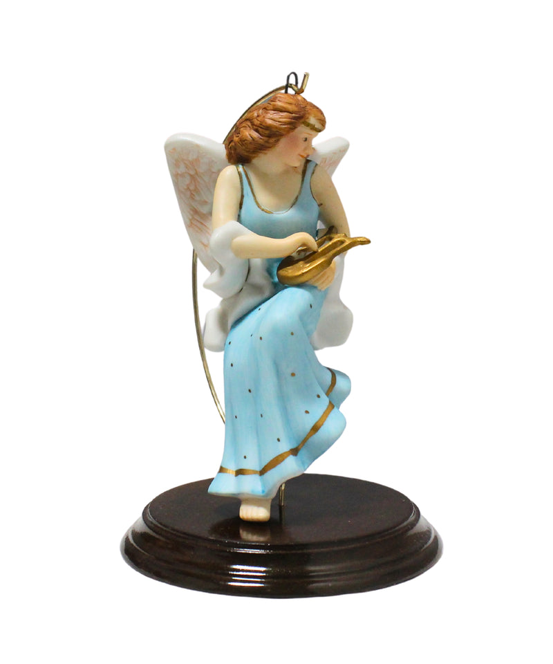 Hallmark Ornament: 1988 Angelic Minstrel | QX4084