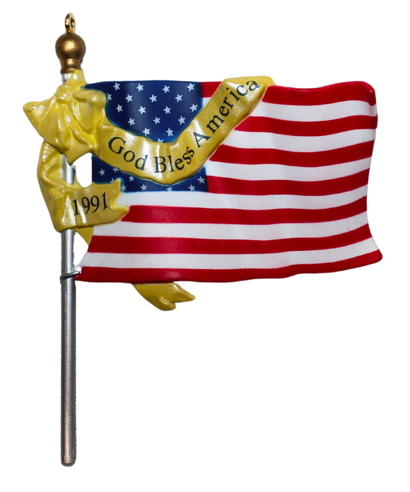 Hallmark Ornament: 1991 Flag of Liberty | QX5249