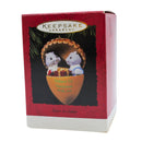 Hallmark Ornament: 1994 Sister to Sister | QX5533