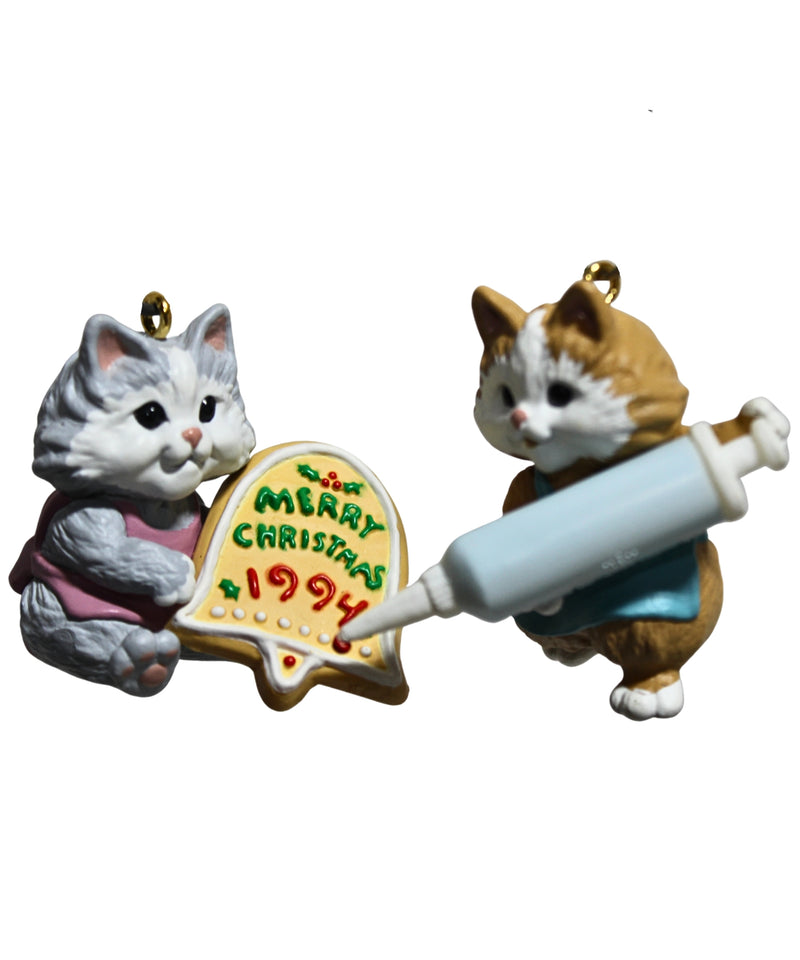 Hallmark Ornament: 1994 Sweet Greeting | QX5803