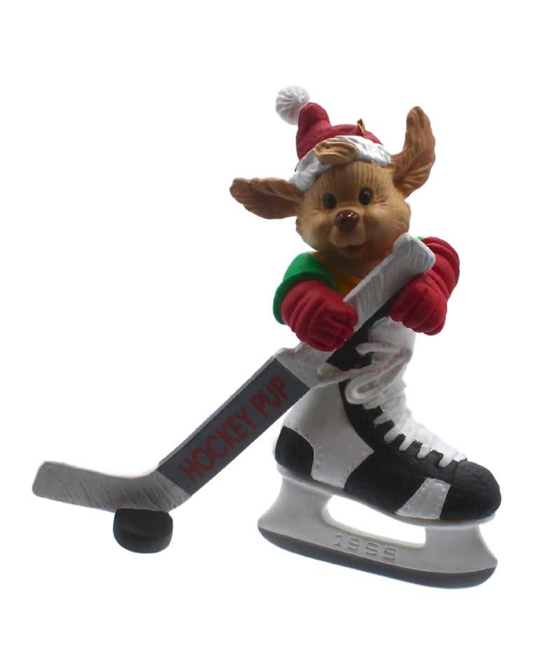 Hallmark Ornament: 1995 Hockey Pup | QX5917