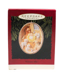 Hallmark Ornament: 1996 Welcome Him  | QX6264