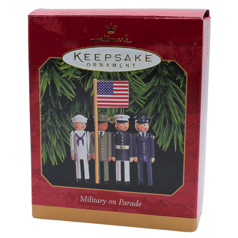 Hallmark Ornament: 1999 Military on Parade | QX6639