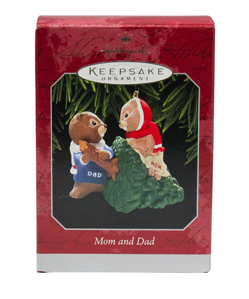 Hallmark Ornament: 1998 Mom and Dad | QX6653