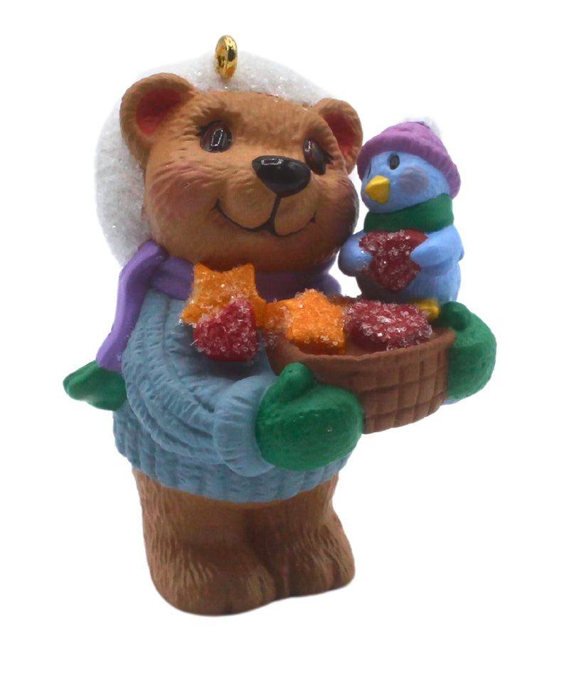 Hallmark Ornament: 1999 Sweet Friendship | QX6779